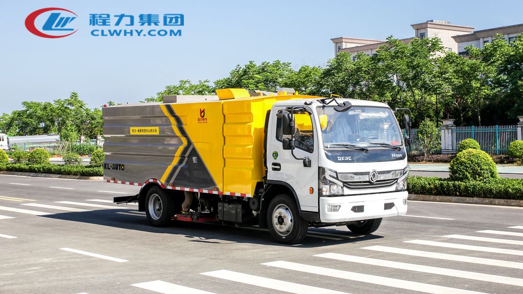 東風(fēng)D7吸塵車